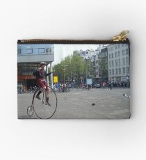 street perfomance Studio Pouch
