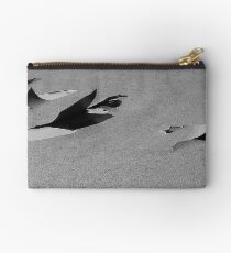 Peeling Studio Pouch