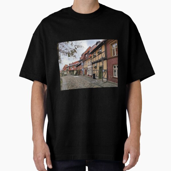 Half-timbered house in Quedlinburg Oversized T-Shirt