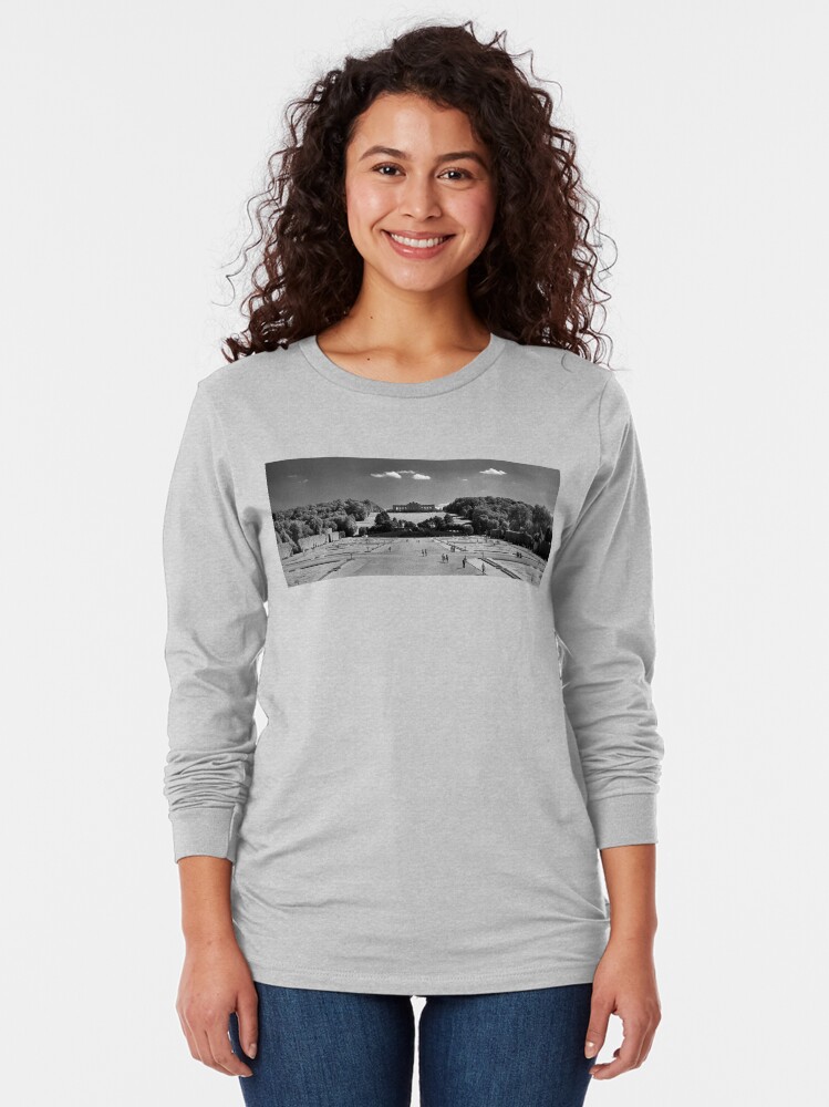 Alternate view of Great Parterre, Gardens of Schönbrunn, Vienna Long Sleeve T-Shirt