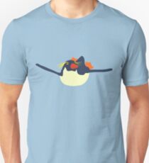 Swimming rockhopper penguin Unisex T-Shirt