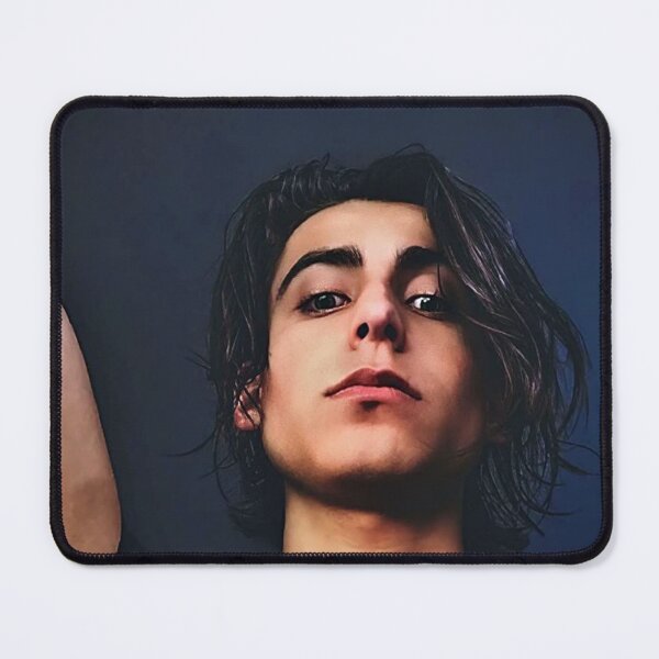 Item preview, Aidan Gallagher designed and sold by igne5.