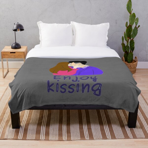 Item preview, Amor incontrolable: ¡el amor es siempre hermoso! designed and sold by drawkwardly.