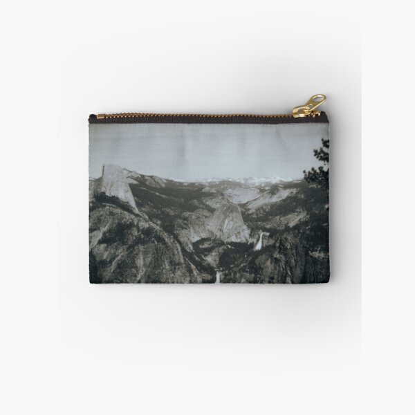 Artikelvorschau, Half Dome, Yosemite entworfen und verkauft von John Douglas.