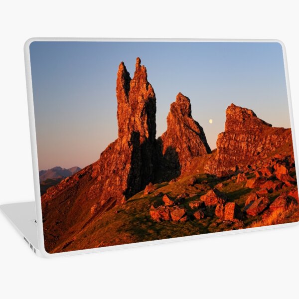 First light - Old Man of Storr Laptop Skin