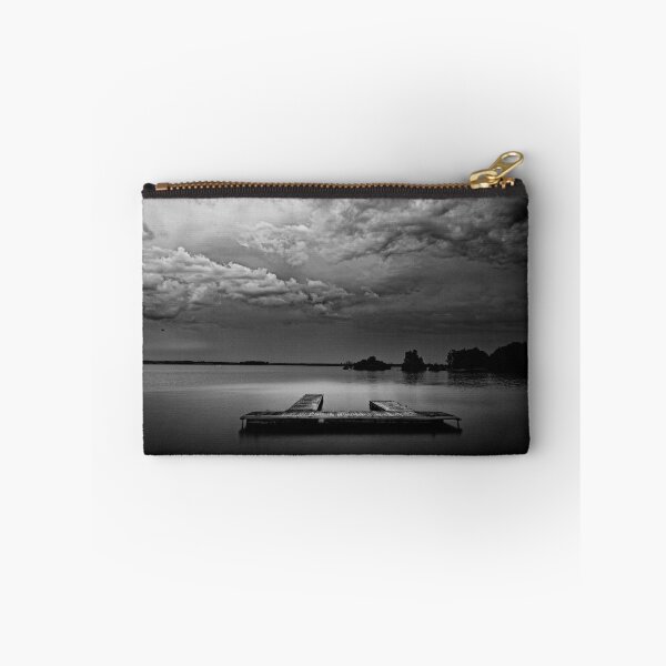 Aperçu de l'œuvre Lac du Der shadow play. créée et vendue par Victor Pugatschew.