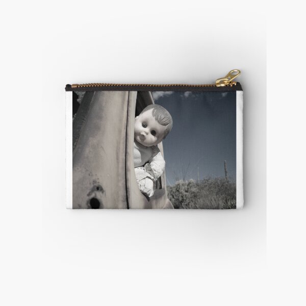 Artikelvorschau, Doll at the wheel entworfen und verkauft von PETER CULLEY.