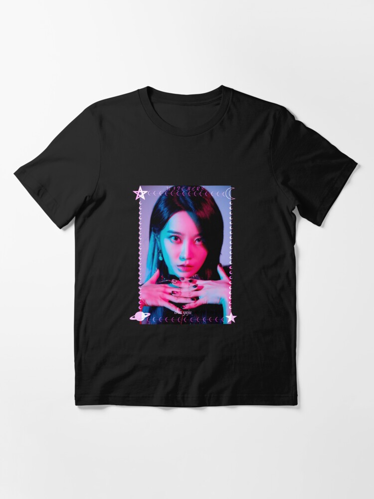 WITCHERS Cha yeju kpop Essential T Shirt