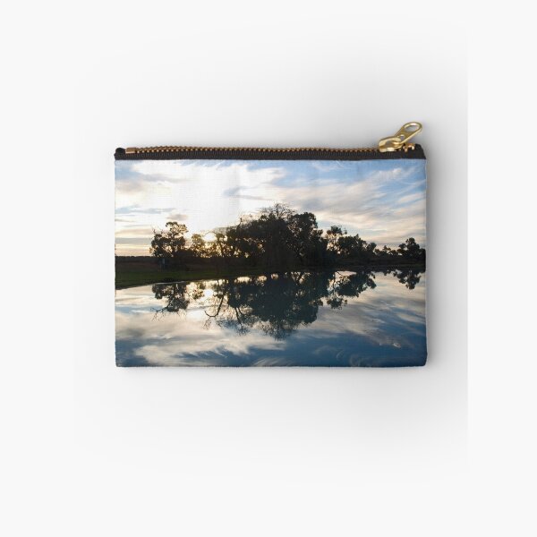 Item preview, Vic
Pentax K20D designed and sold by Katrina Freckleton.