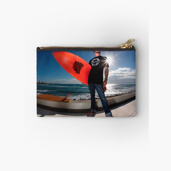 Artikelvorschau, Surfer entworfen und verkauft von Garry Schlatter.