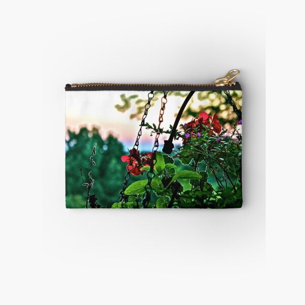 Aperçu de l'œuvre plants at sunset.  créée et vendue par Jessi Bullock.