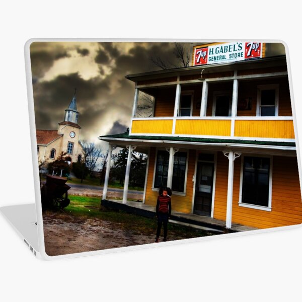 Home is where a Syni'ster heart is... Laptop Skin