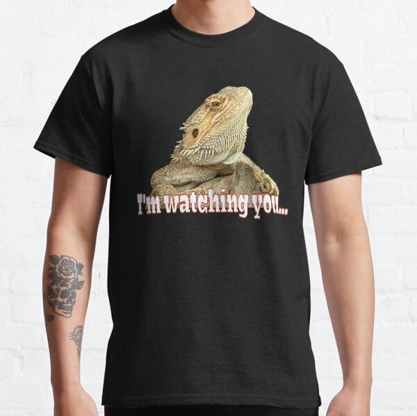 Bearded dragon watching you Classic T-Shirt