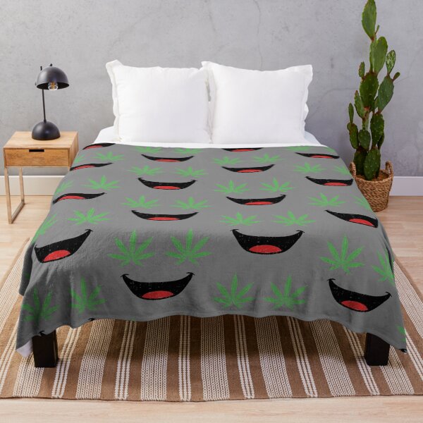 Artikelvorschau, Halloween Emojis High Stoned Weed Smile Eyes Kostüm entworfen und verkauft von DyanStoy.