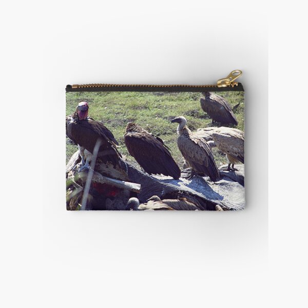 Artikelvorschau, Vultures devouring an elephant carcass - Kruger NP entworfen und verkauft von Bev Pascoe.