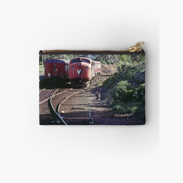 Item preview, Engine going round V Line at Stoney point 19980602 0013 designed and sold by Fred Mitchell.