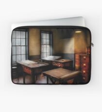 Draftsman - The Drafting room Laptop Sleeve