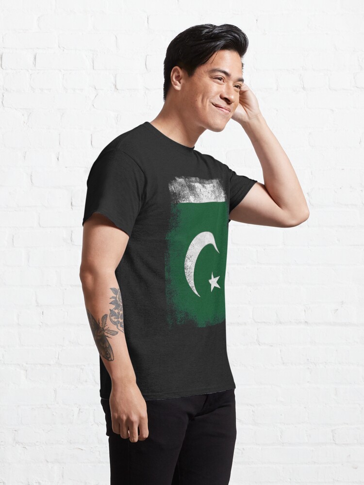 "Pakistan Flag Proud Pakistan Vintage Distressed Shirt" Tshirt by