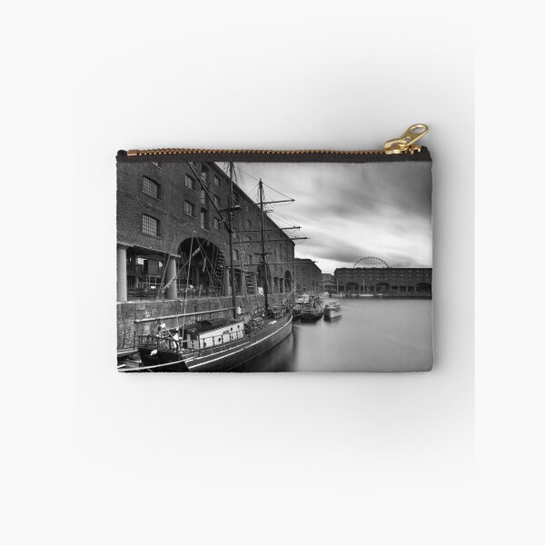 Aperçu de l'œuvre Albert Dock créée et vendue par Krzysztof Nowakowski.