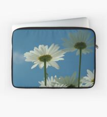 Chrysanthemum in close-up Laptop Sleeve
