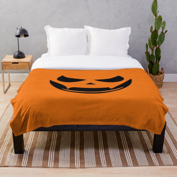 Artikelvorschau,   Riesen Jack O'Laterne Gesicht, gruselige und lustige Gesichter von Halloween Kürbis oder Geist Halloween orange Shirt, Halloween Katze Shirt, lustiges Halloween, Halloween Custome, entworfen und verkauft von AliBet.