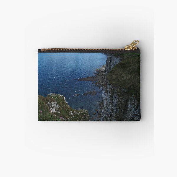Aperçu de l'œuvre Bempton Cliffs créée et vendue par WatscapePhoto.
