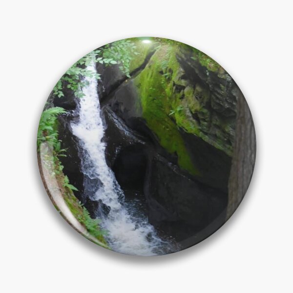 Artikelvorschau, Wasserfall entworfen und verkauft von KRDCREATIONS.