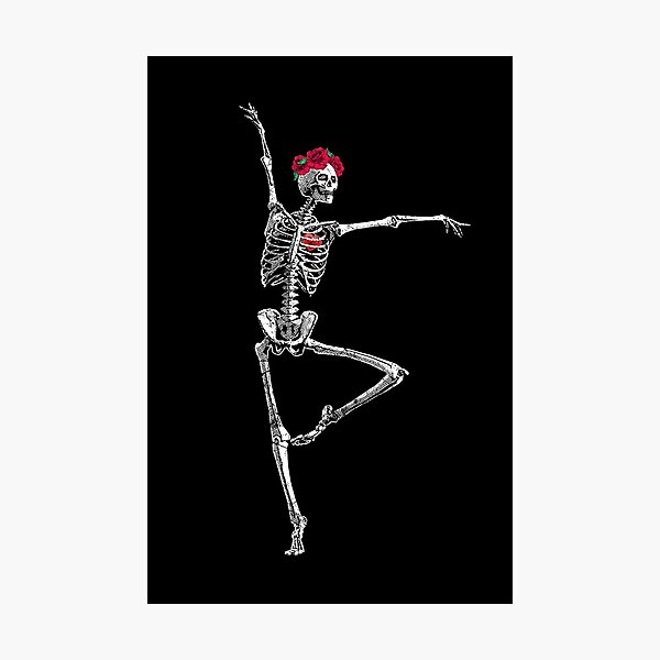 Impression métallique for Sale avec l'œuvre « Danseurs de tango squelettes  Halloween Danse de la mort » de l'artiste aronia