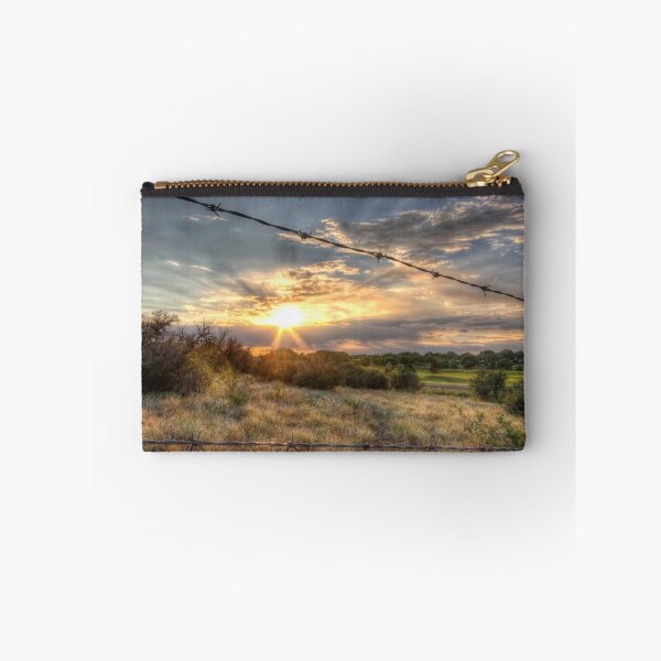 Artikelvorschau, Barbed Wire Sunset entworfen und verkauft von Bob Larson.