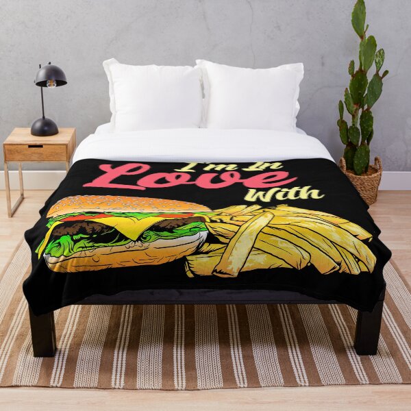 Item preview, Estoy enamorado de las hamburguesas y las papas fritas designed and sold by JollysMerch.