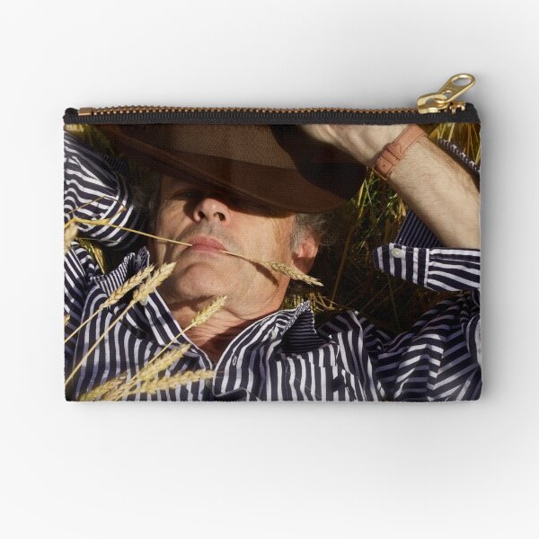 La siesta by Brown Sugar . Merry Christmas Everyone ******* Favorites: 6 Views: 908 . .. Dziękuję ! Zipper Pouch