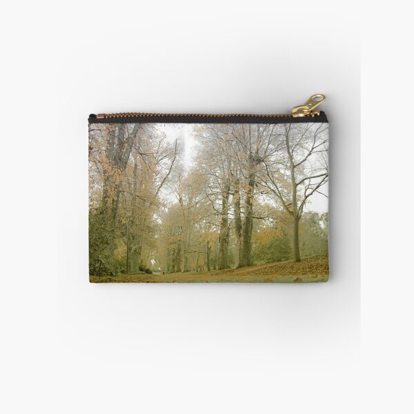 Aperçu de l'œuvre Walk in the park créée et vendue par Matthew Cosier.