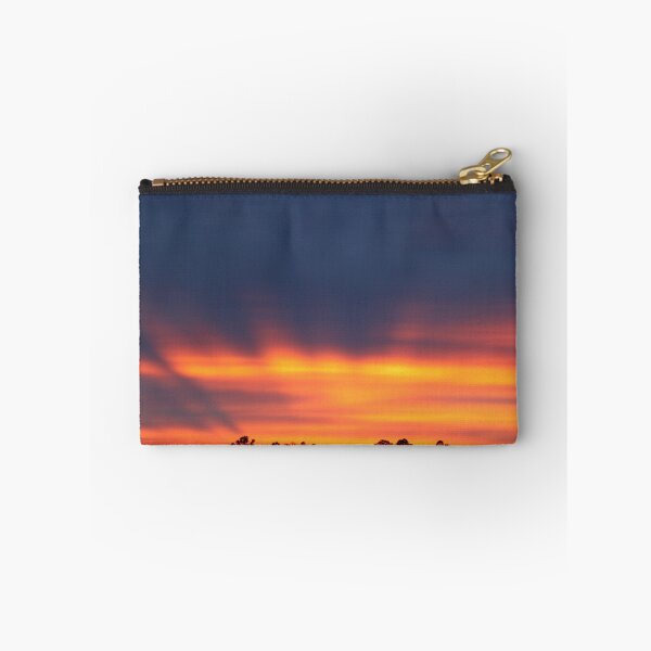 Artikelvorschau, Firey Sunrise over Jones Hill entworfen und verkauft von Jenelle  Irvine.