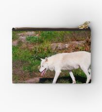 Arctic Wolf - Parc Omega Studio Pouch