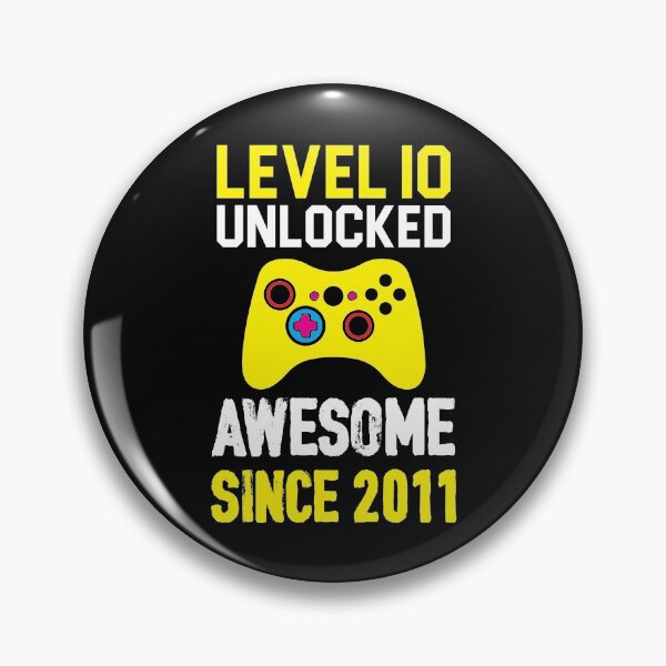 Artikelvorschau, Level 10 freigeschaltet Awesome seit 2011 - Lustiges cooles Gaming-T-Shirt-Design entworfen und verkauft von Prince - Bestseller ★★★★★.