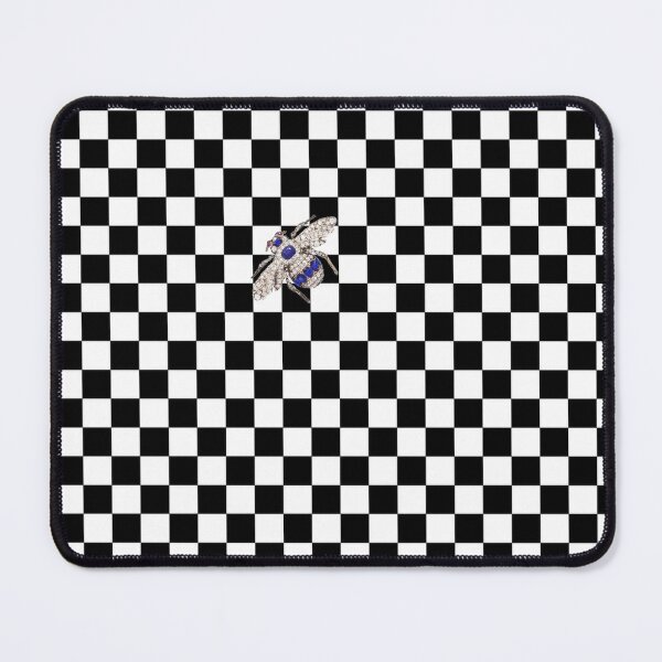 Artikelvorschau, Ediemagic Checkerboard Bee entworfen und verkauft von Ediemagic.