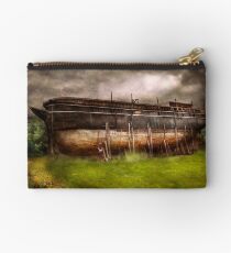Boat - The construction of Noah's Ark Studio Pouch