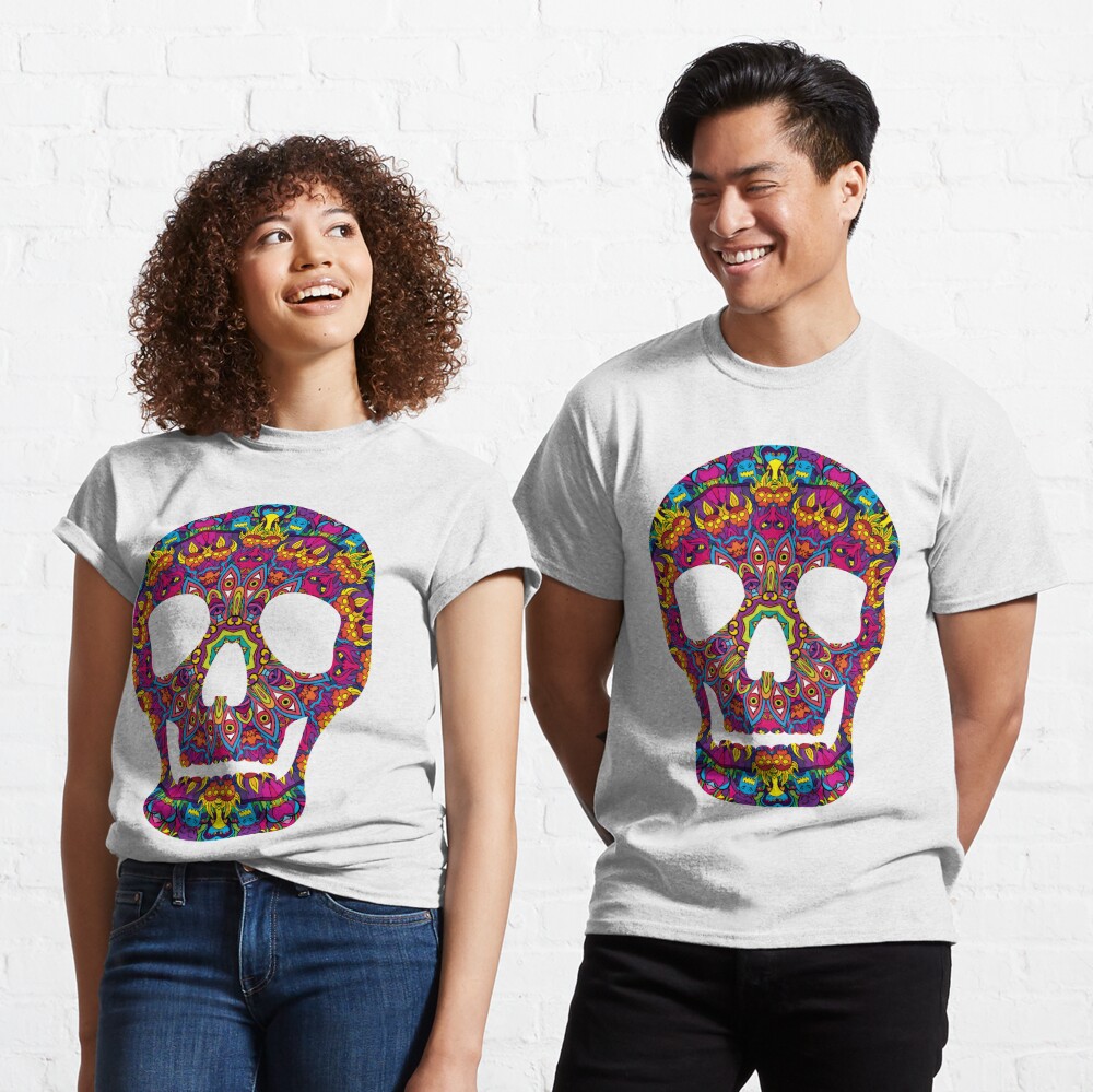Discover Tag der Toten - Psychedelic Skull Classic T-Shirt