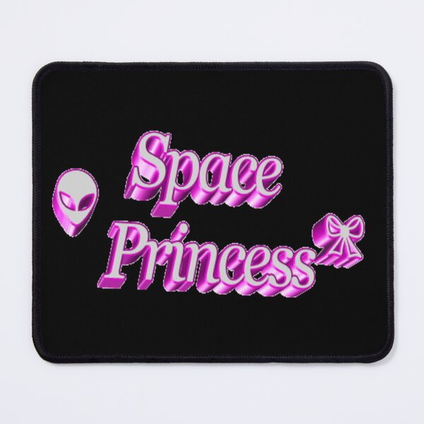 Aperçu de l'œuvre Space Princess créée et vendue par DenkaStore.