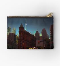 Metropolitan Life Studio Pouch
