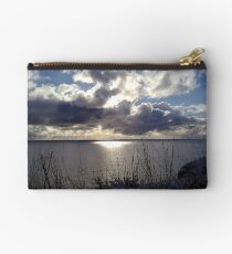 Snowstorm out to sea Studio Pouch