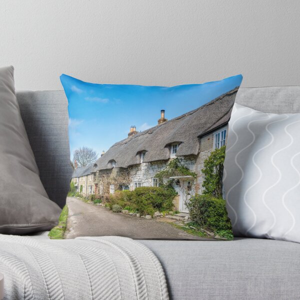 Winkle Street Isle Of Wight Throw Pillow