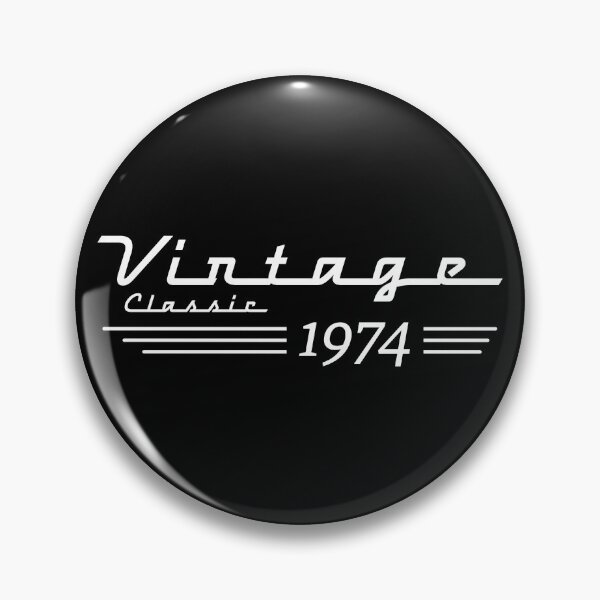 Artikelvorschau, Vintage Classic 1974 - White entworfen und verkauft von bestluck90.