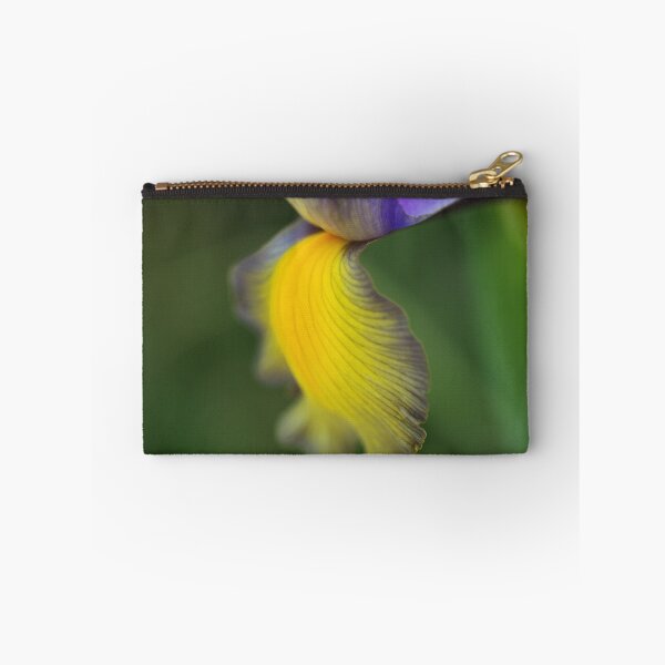 Artikelvorschau, Iris, Lila, Linien, Und, Gelb entworfen und verkauft von Joy Watson - Natural Light Photography .