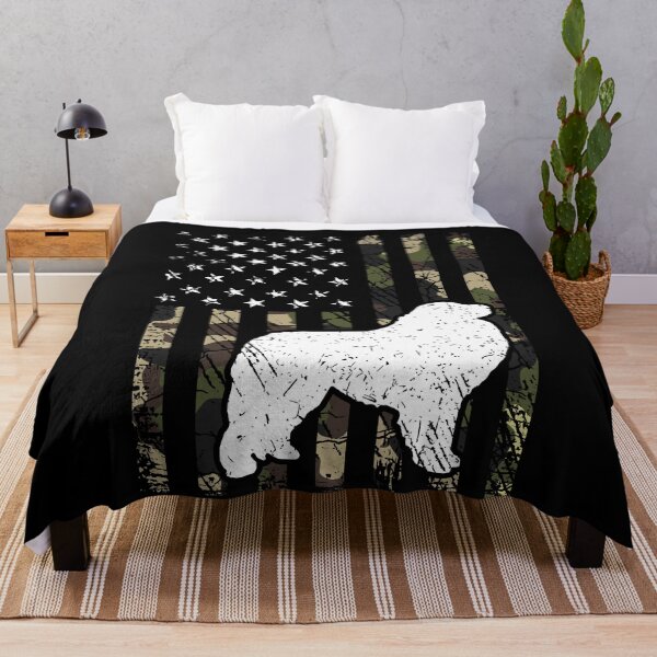 Artikelvorschau, Great Pyrenees Camouflage USA Flag entworfen und verkauft von rafaeltto.