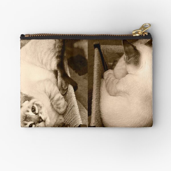 Of course I fit Zipper Pouch