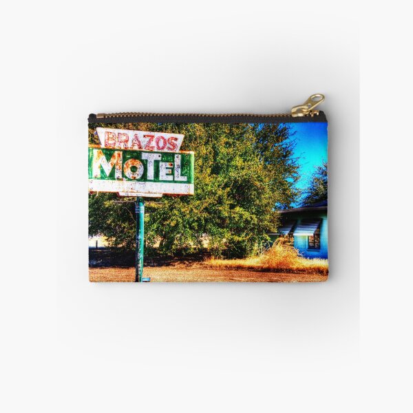 Item preview,  Lente Nikon 18-200mm


Este es un hotel viejo en Grandbury designed and sold by jphall.