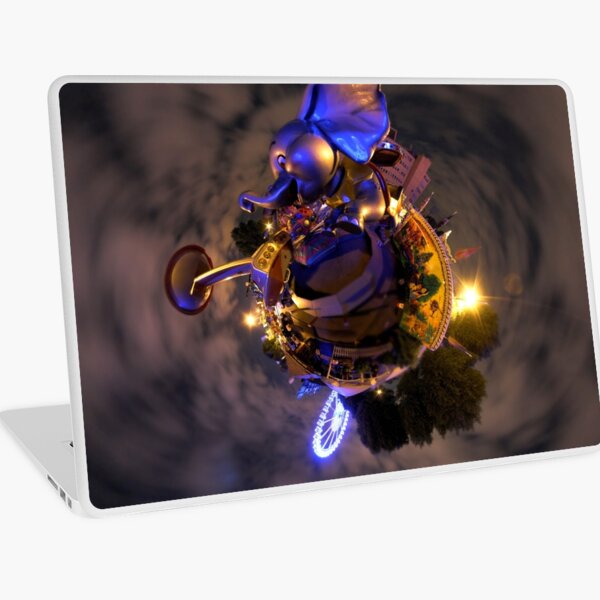 flyin elephant Laptop Skin