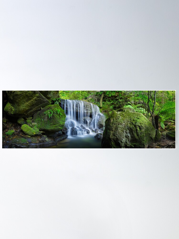 Alternate view of Weeping Rock, Blue Mountains. New South Wales, Australia Poster