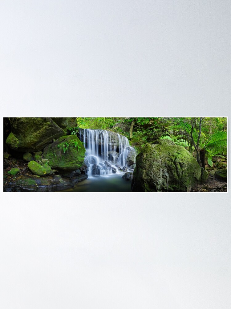 Alternate view of Weeping Rock, Blue Mountains. New South Wales, Australia Poster